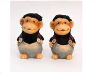 Статуетка САКУРА Мавпочка у штанцях 11.5см керам. H02539