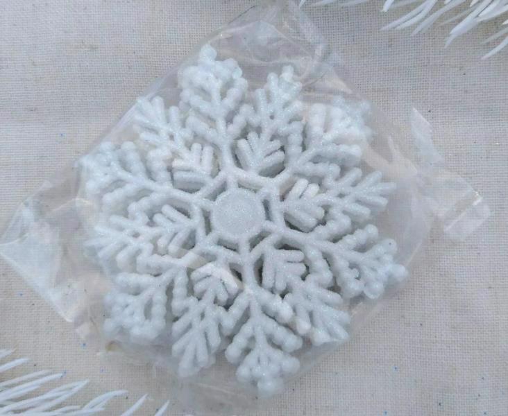 Прикраса новорічна Сніжинка №1 d-9.0см пласт. біла 4719