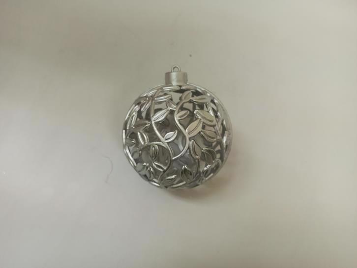 Прикраса новорічна DLT Куля 10*12см срібло NY21049